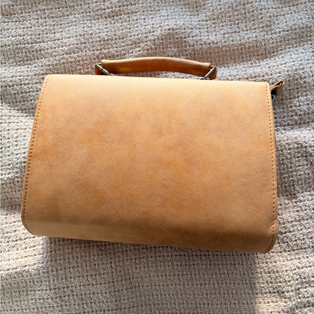 Elegant Tan Women's Handbag